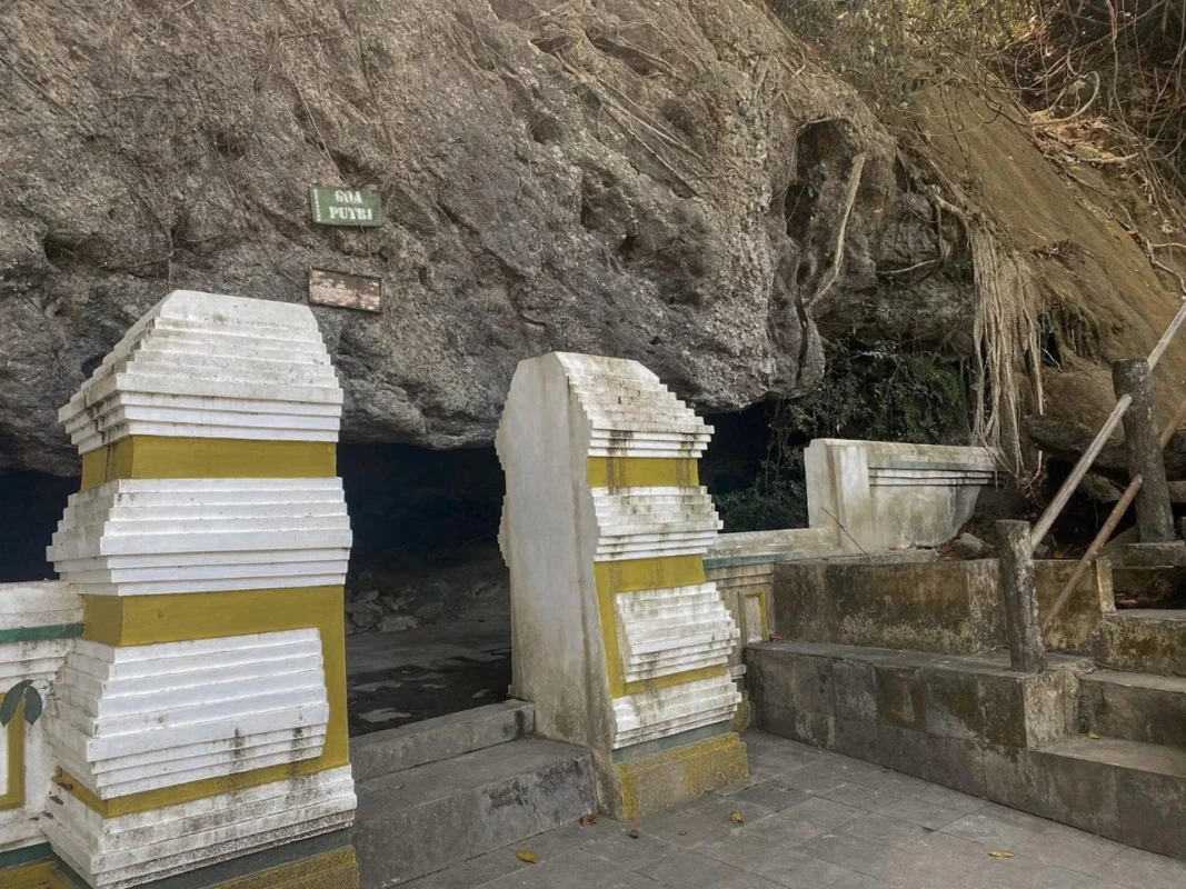 Selarong Cave
