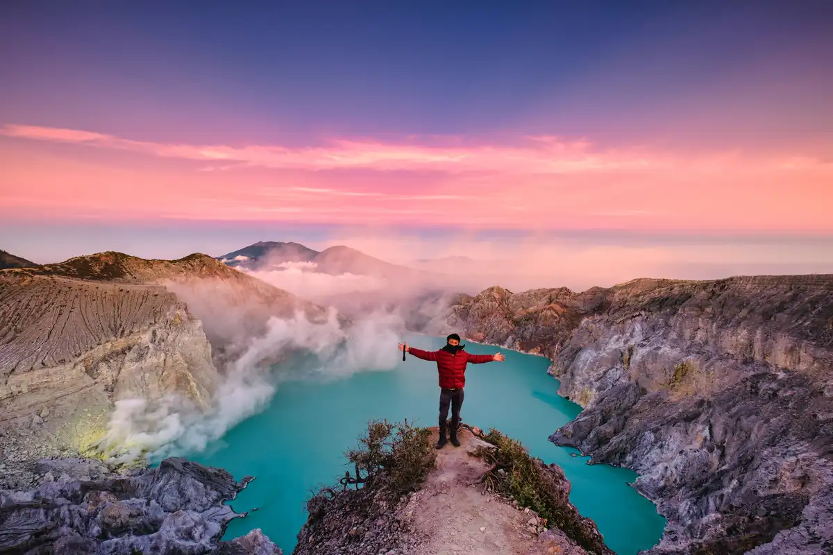 The Ultimate Guide to Ijen Crater Hike A Must-Do Adventure in East Java, Indonesia