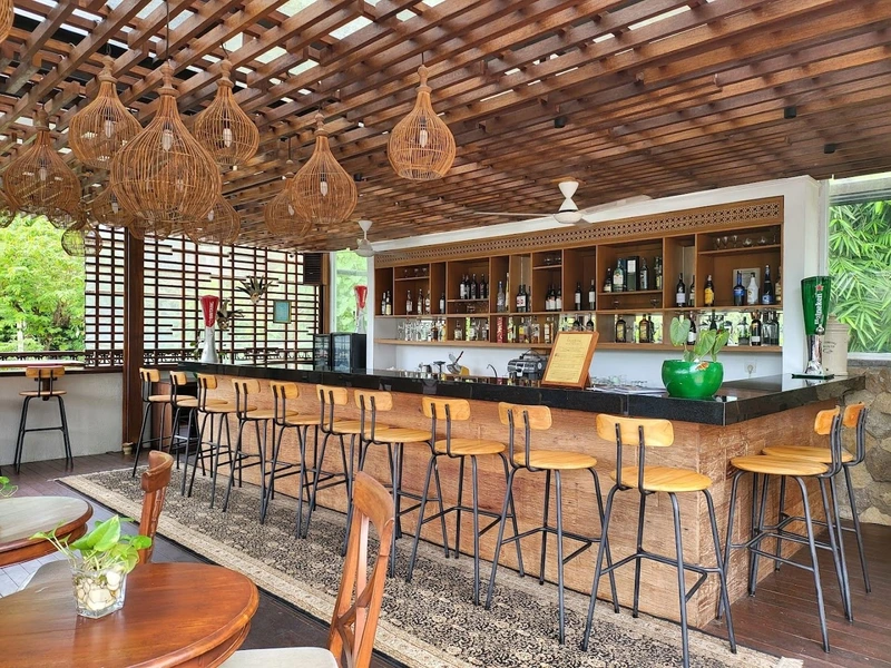 Langit Menoreh Bar & Lounge