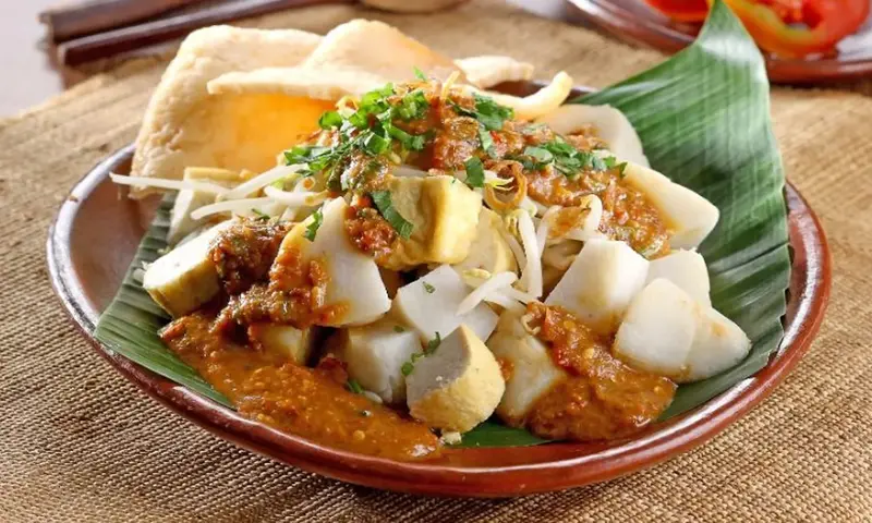 Kupat Tahu A Tasty Rice Cake Delight